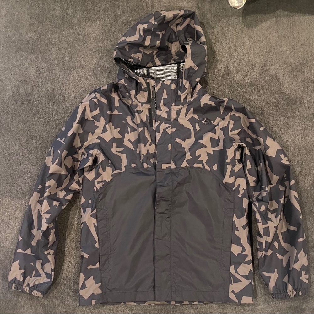 *Mint Condition* North Face Boys Large 14/16 Camo Light Jacket.